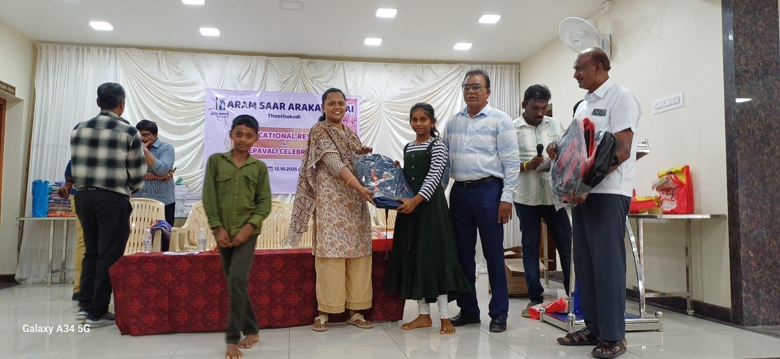 School backpack gift at Deepavali