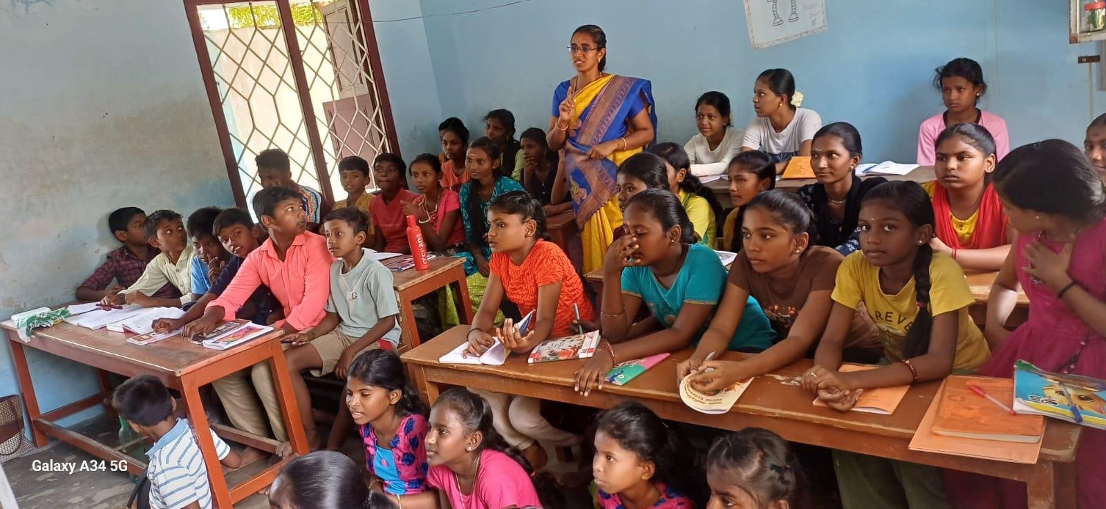 Teacher leading interactive classroom lesson